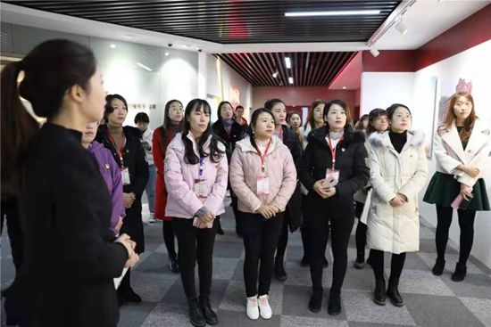 集團參加區(qū)開放式組織生活輔導(dǎo)教師專題培訓(xùn)3