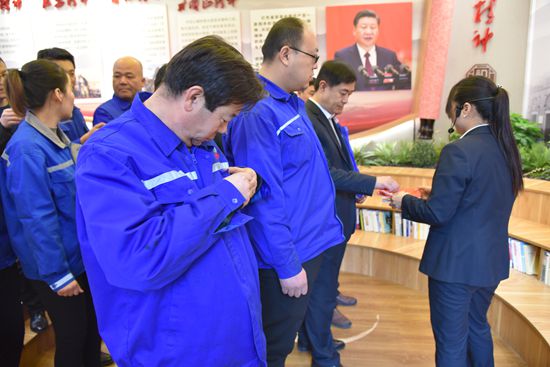 抓實主題教育 筑牢信仰之基 ——集團機關(guān)黨支部、重山思沃瑞全體黨員走進“初心學(xué)堂”參觀學(xué)習(xí)68