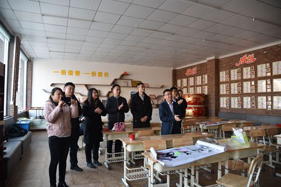 愛與希望同在——運(yùn)營中心走進(jìn)憨兜家園開展致良知公益行活動61