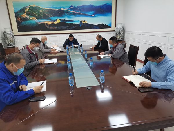 腳踏實地守初心  立足崗位履使命  ——重山光電、集團機關黨支部組織召開一季度黨員大會59