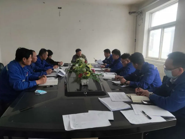 魯蒙公司組織召開(kāi)成本分析會(huì)47
