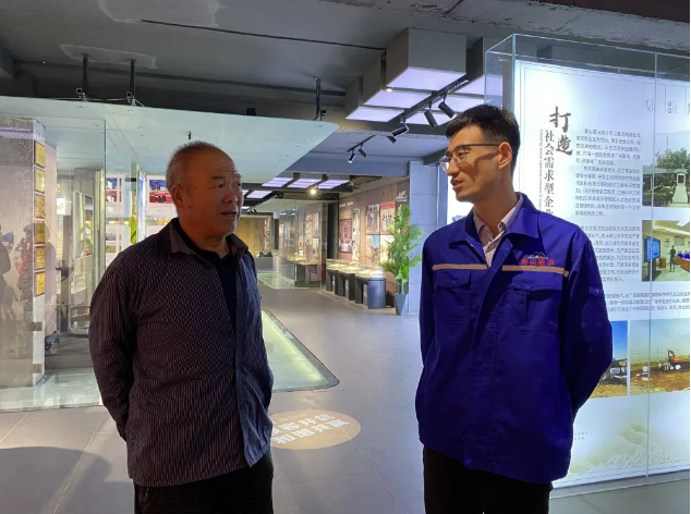 攜手奮進 共創(chuàng)美好生活 ——企業(yè)開放日迎來第七批客人22