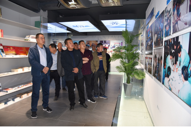 不忘初心強黨性 牢記使命譜新篇 ——史家村黨支部到重山集團開展開放式組織生活58
