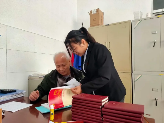 集團(tuán)黨委開(kāi)展10月份黨建工作督查20